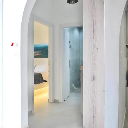 Serenite Santorini 2 Bedrooms House With Breathtaking Ocean View
